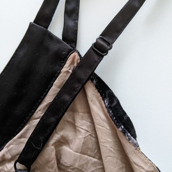 Tristan Dressy Tank XS - Picture 6 of 8